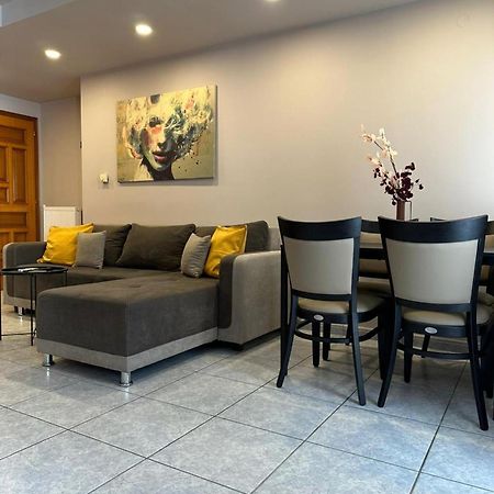 Well Designed 2 Bdr Apartment Ioannina Buitenkant foto